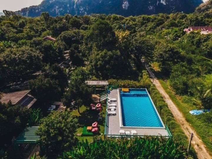 Royal Bamboo Hostel-Sha Certified Khao Sok National Park Ngoại thất bức ảnh